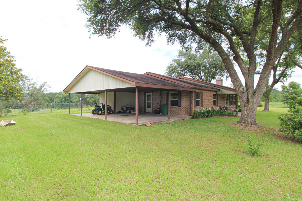899 J Hickman Road Livingston, TX 77351 - Photo 15 of 48