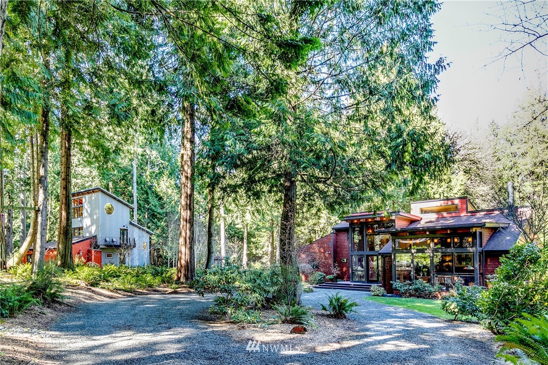 16181 Agate Pass Road Northeast Bainbridge Island, WA 98110 - Photo 3 of 38 Gallery Image 3