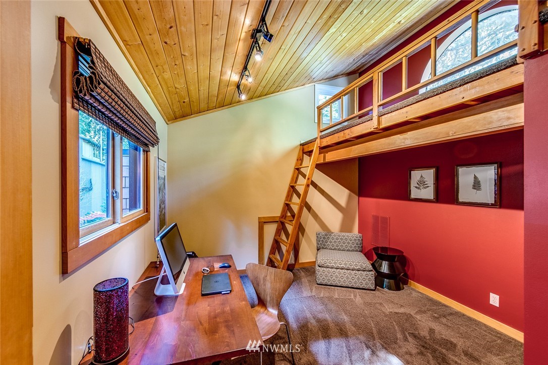 16181 Agate Pass Road Northeast Bainbridge Island, WA 98110 - Photo 21 of 38 Gallery Image 21