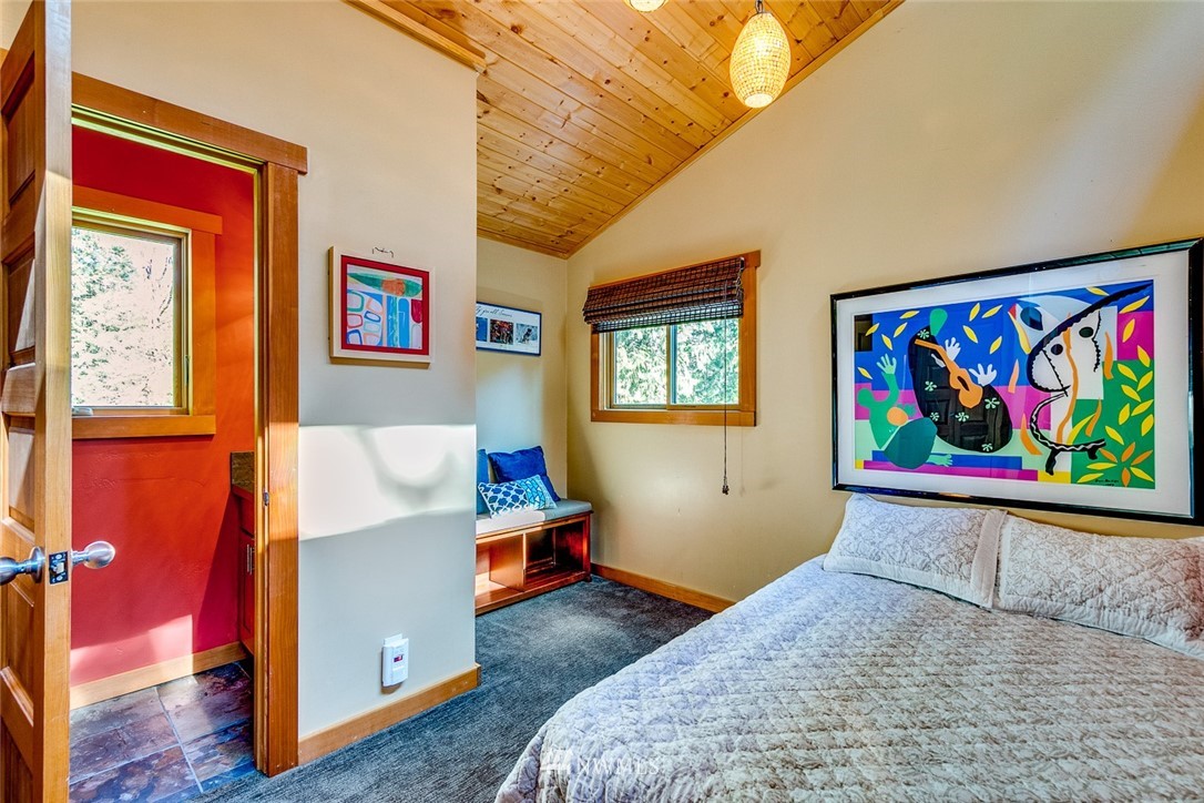 16181 Agate Pass Road Northeast Bainbridge Island, WA 98110 - Photo 22 of 38 Gallery Image 22