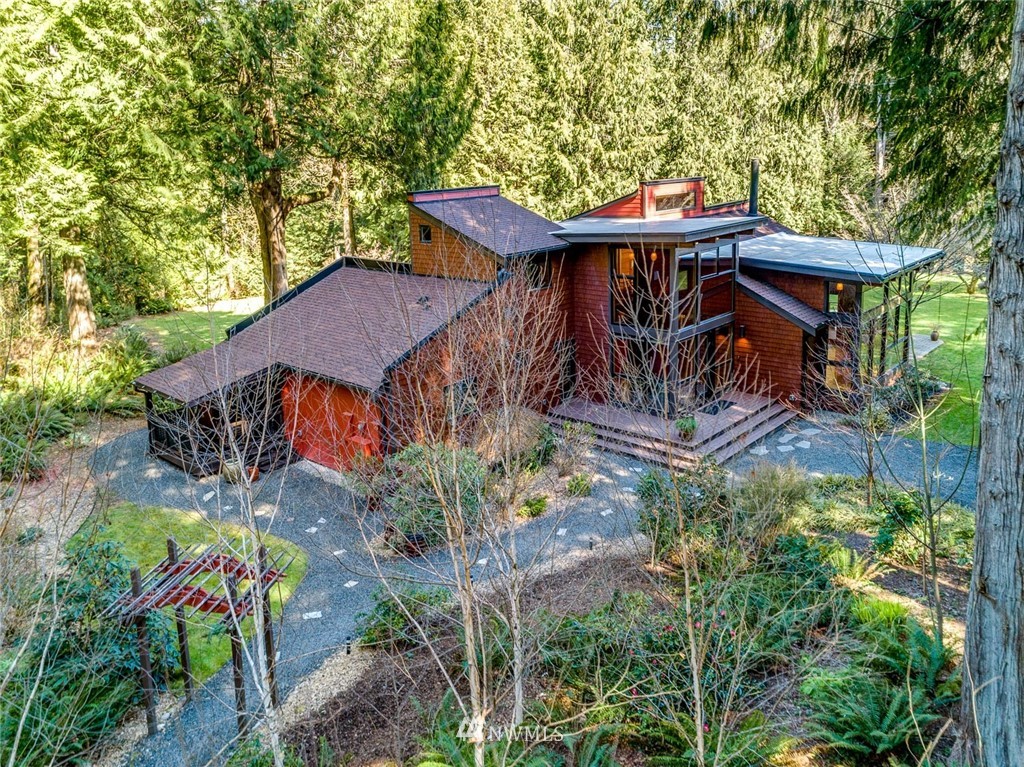 16181 Agate Pass Road Northeast Bainbridge Island, WA 98110 - Photo 5 of 38 Gallery Image 5