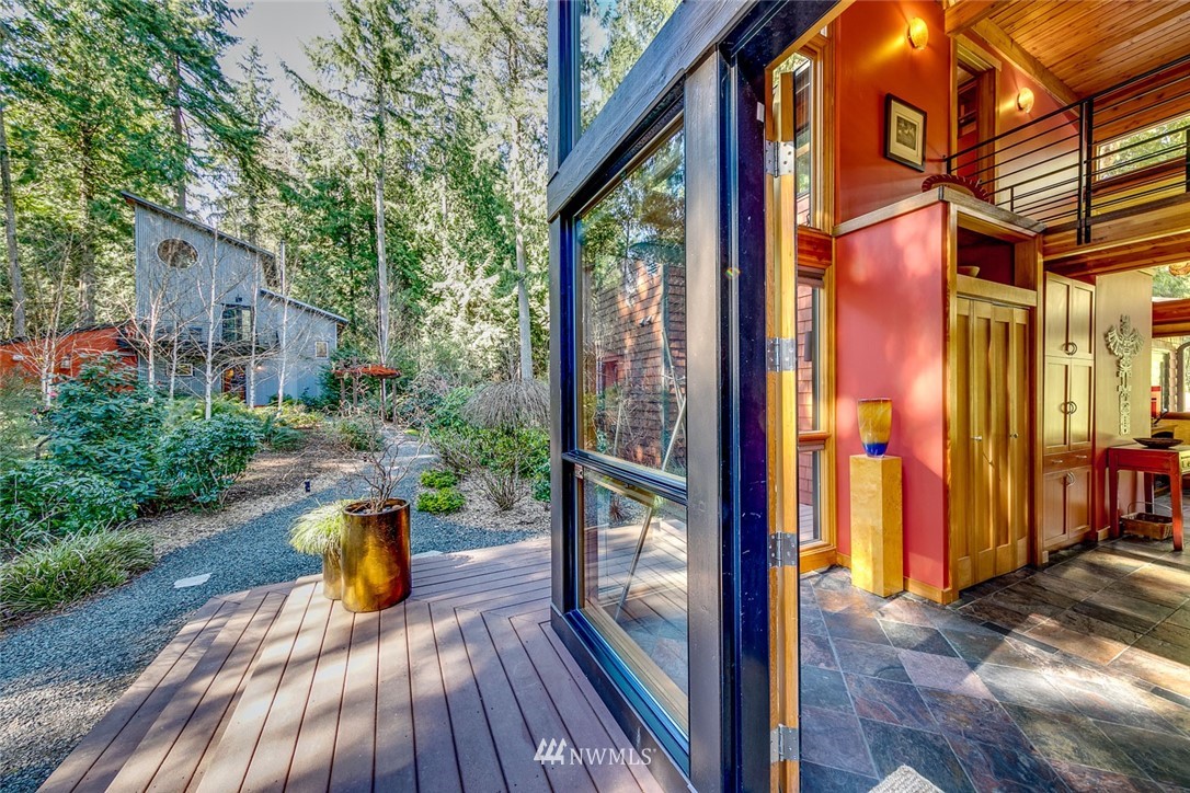 16181 Agate Pass Road Northeast Bainbridge Island, WA 98110 - Photo 6 of 38 Gallery Image 6