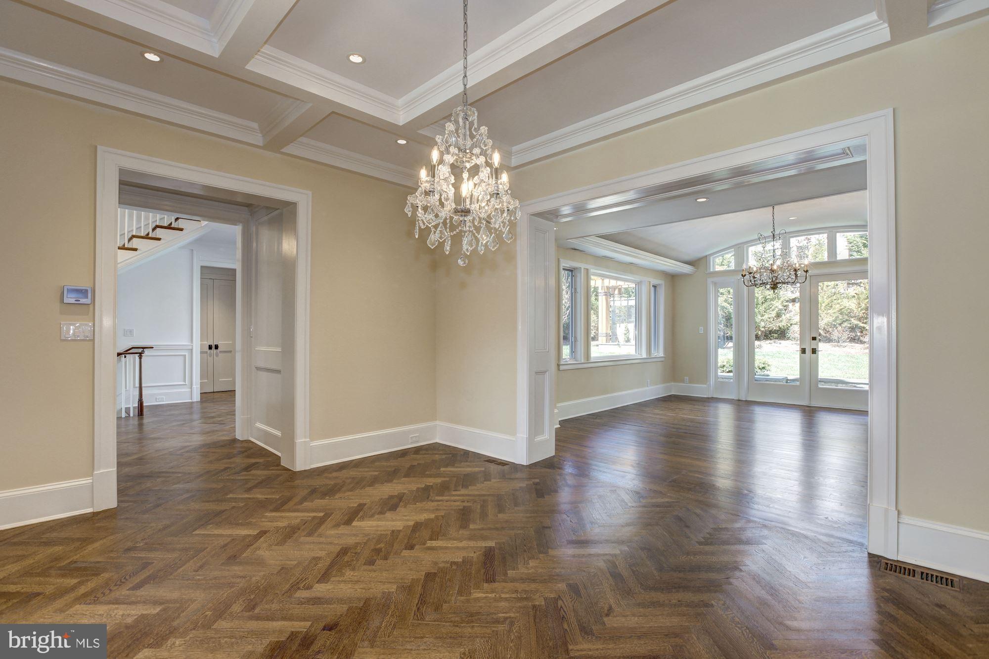 5205 Lawn Way Chevy Chase, MD 20815 - Photo 15 of 39 Living room