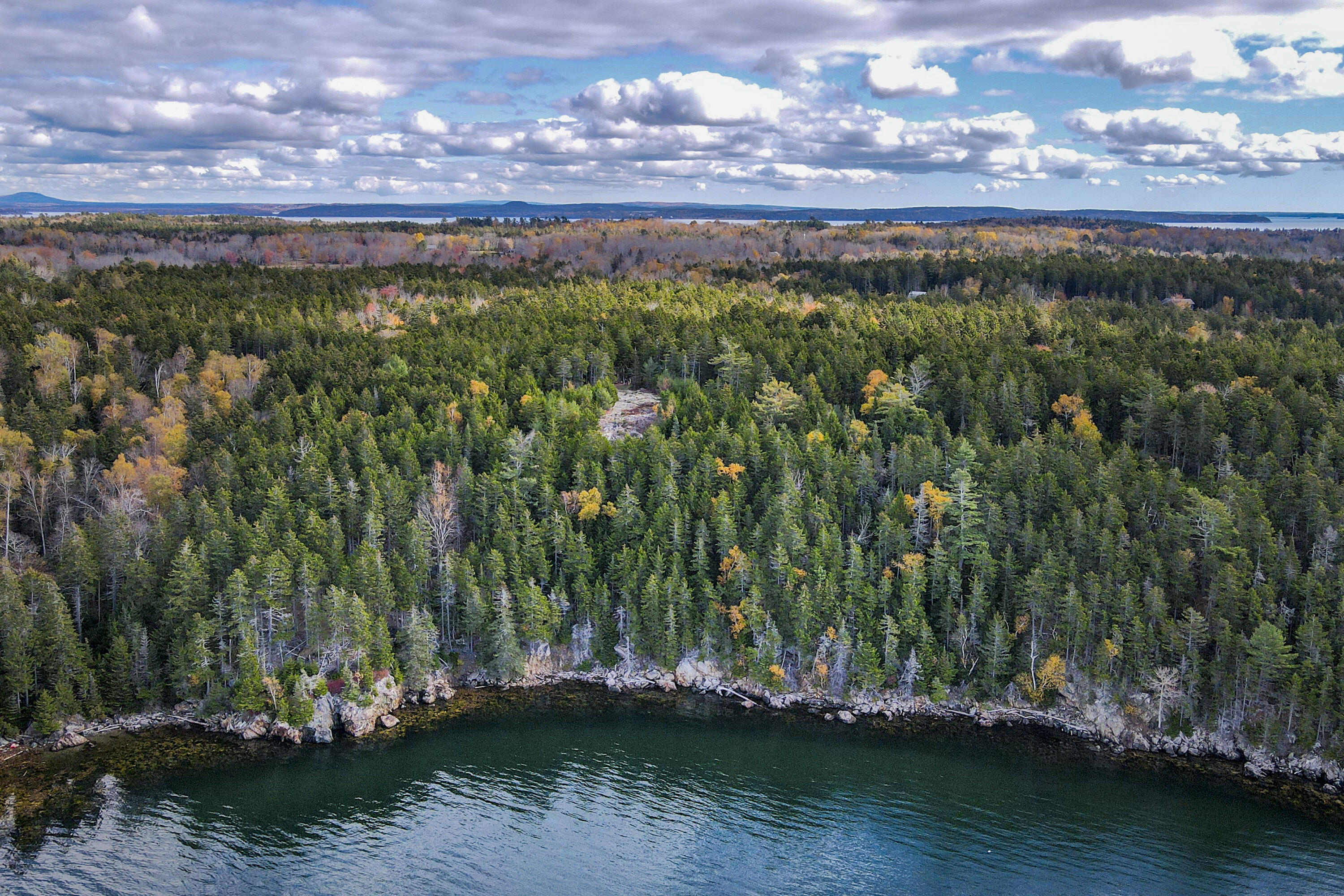 181 Oregon Road Islesboro, ME 04848 - Photo 3 of 17 14-181OregonRd-Islesboro-KS