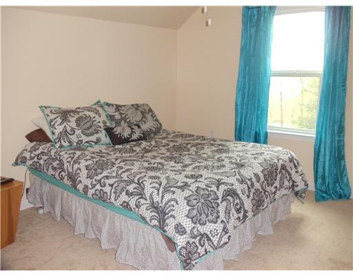 2324 Washington Road Canonsburg, PA 15317 - Photo 12 of 18 Master Bedroom.
