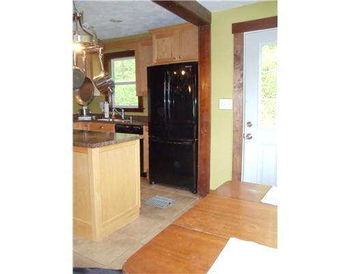 2324 Washington Road Canonsburg, PA 15317 - Photo 7 of 18 Kitchen.
