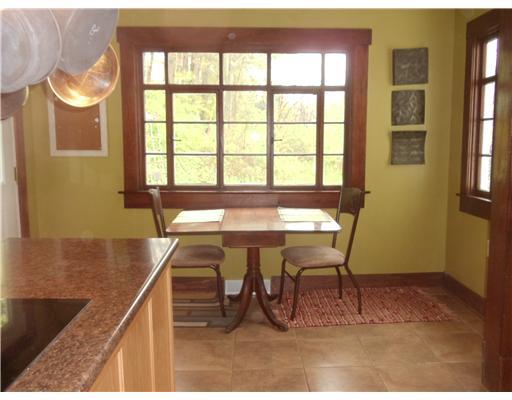 2324 Washington Road Canonsburg, PA 15317 - Photo 10 of 18 Kitchen.