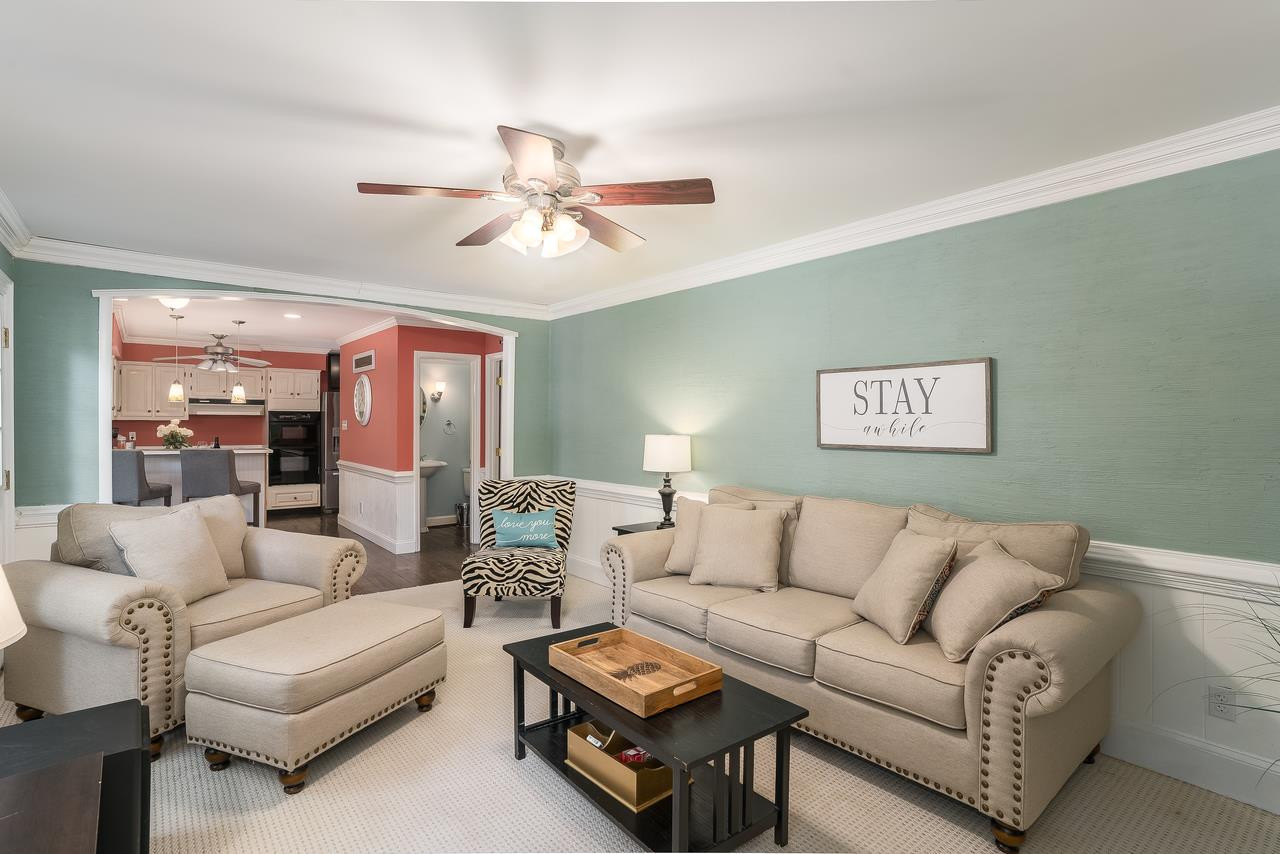 4205 Frost Court Raleigh, NC 27609 - Photo 9 of 24 Photo 9