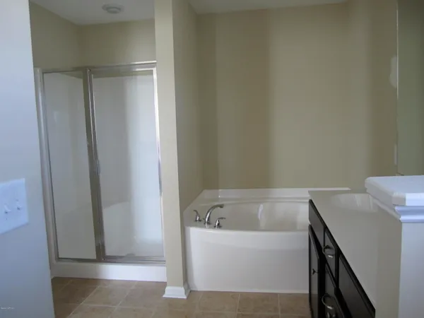 $1,905 | 308 Lynden Lane, New Bern, NC 28560