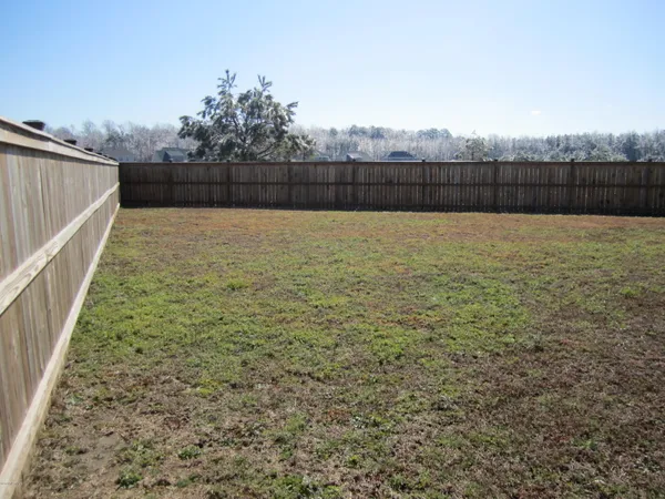 $1,905 | 308 Lynden Lane, New Bern, NC 28560
