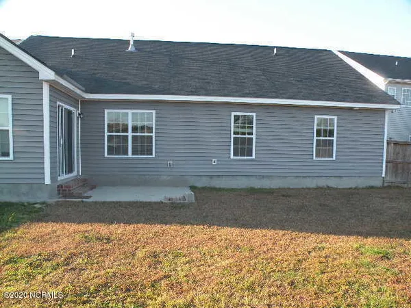 $1,905 | 308 Lynden Lane, New Bern, NC 28560
