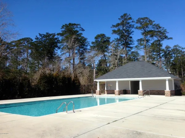 $1,905 | 308 Lynden Lane, New Bern, NC 28560