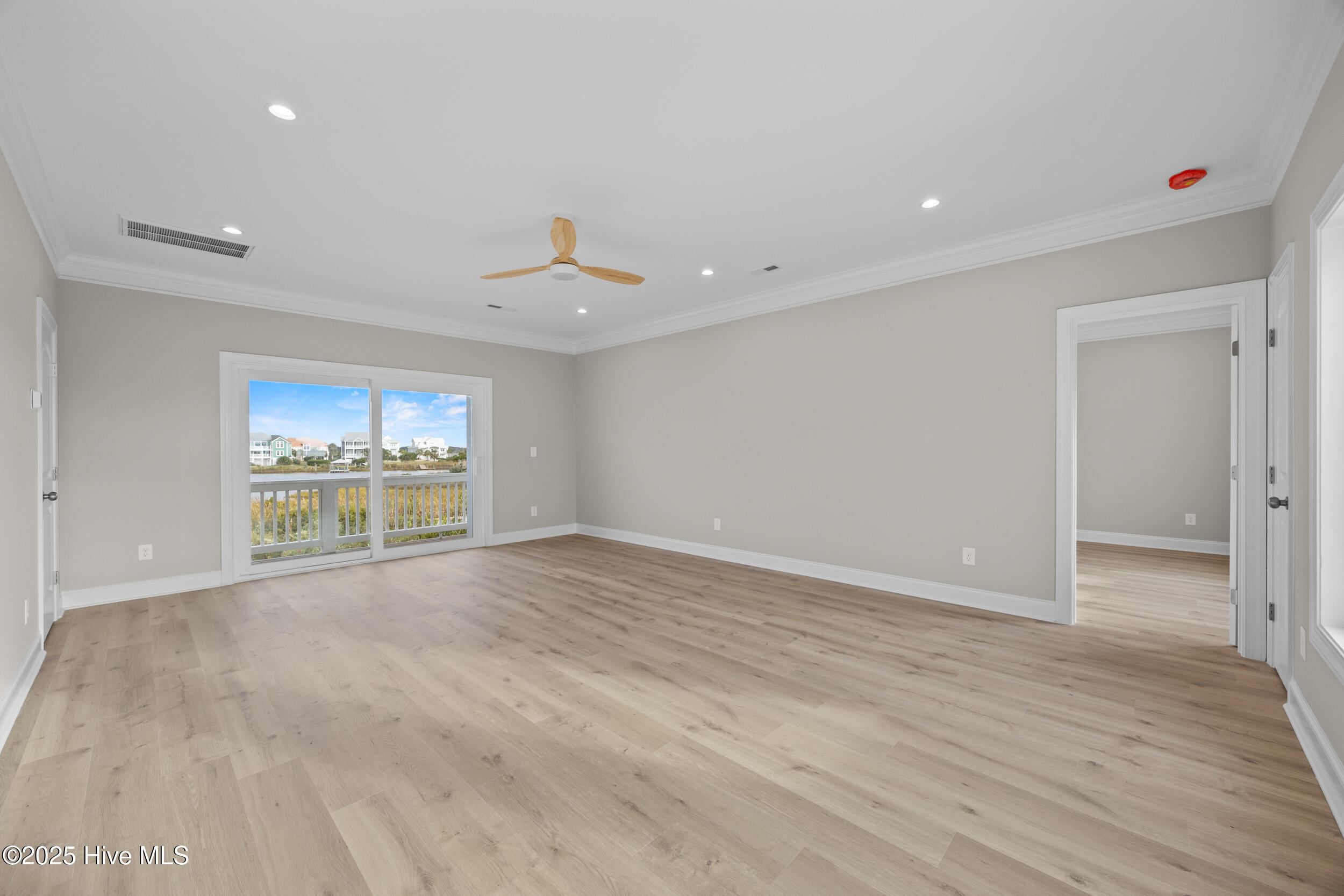 705 New River Inlet Road North Topsail Beach, NC 28460 - Photo 40 of 104 30_family room