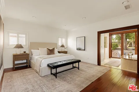 $2,495,000 | 6364 West 77th Street, Los Angeles, CA 90045
