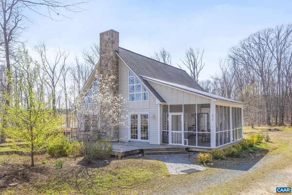$450,000 | 379 Fox Ridge Lane, Palmyra, VA 22963