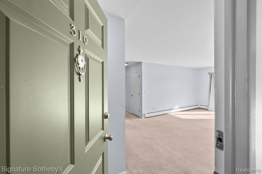 475 Baldwin Avenue, Unit 26 Rochester, MI 48307 - Photo 2 of 17