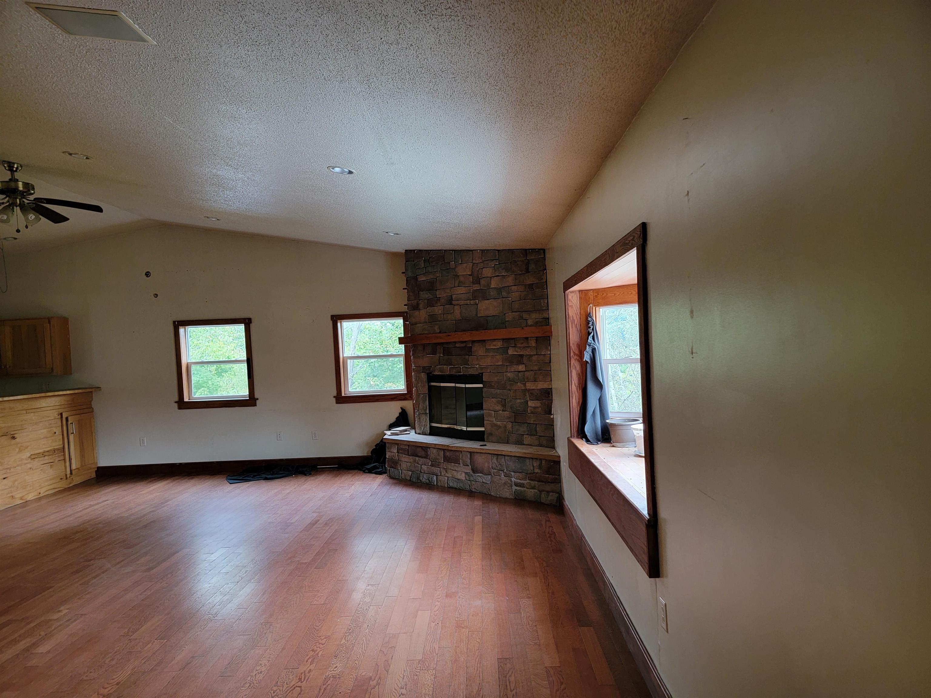 S6327 Highway 154 Hillpoint, WI 53937 - Photo 5 of 23