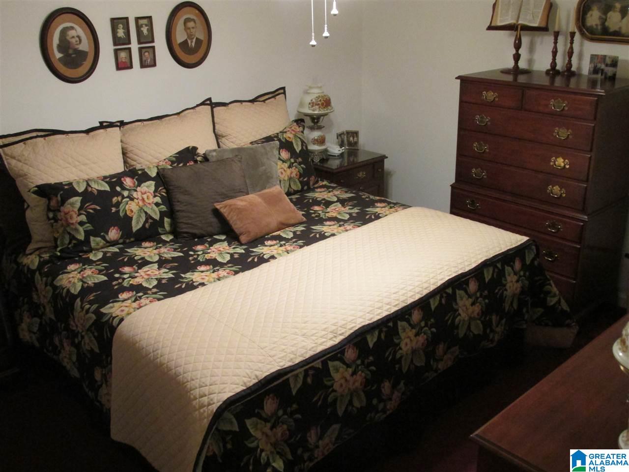 221 Oakmont Road Birmingham, AL 35244 - Photo 30 of 47