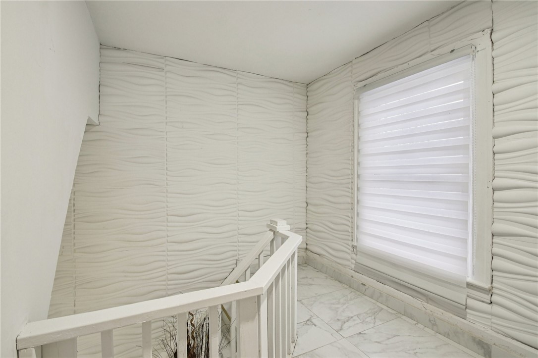 619 Dewey Avenue Rochester, NY 14613 - Photo 23 of 41