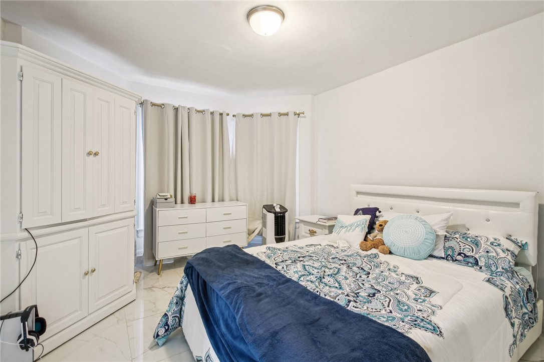 619 Dewey Avenue Rochester, NY 14613 - Photo 24 of 41