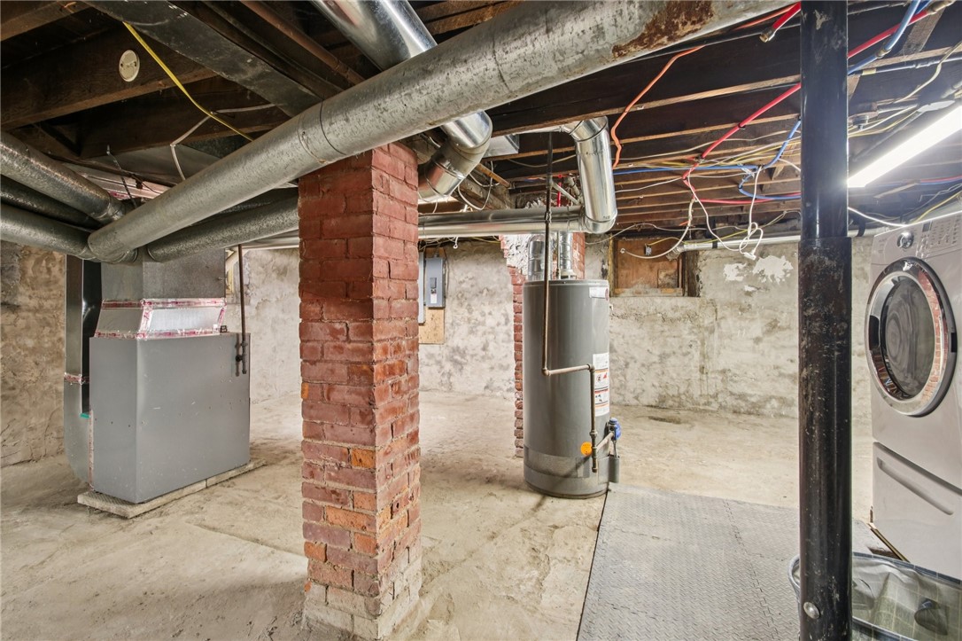 619 Dewey Avenue Rochester, NY 14613 - Photo 37 of 41