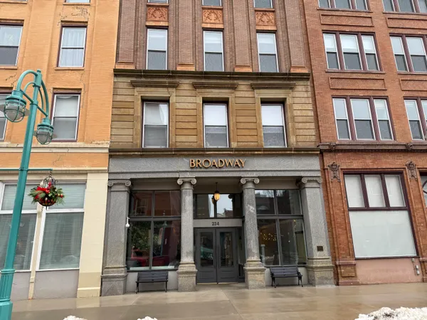 $207,000 | 234 North Broadway, Unit 518, Milwaukee, WI 53202
