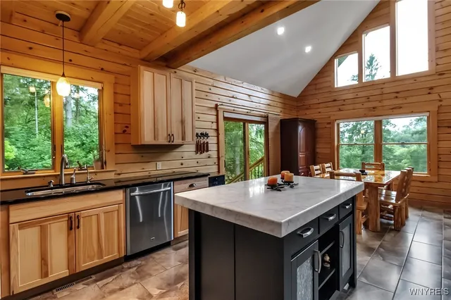 $889,900 | 2960 Dunham Road, Orangeville, NY 14167