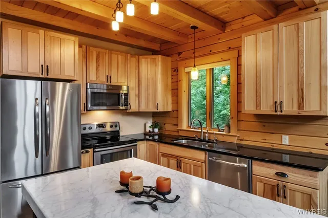 $889,900 | 2960 Dunham Road, Orangeville, NY 14167