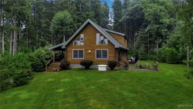 $889,900 | 2960 Dunham Road, Orangeville, NY 14167