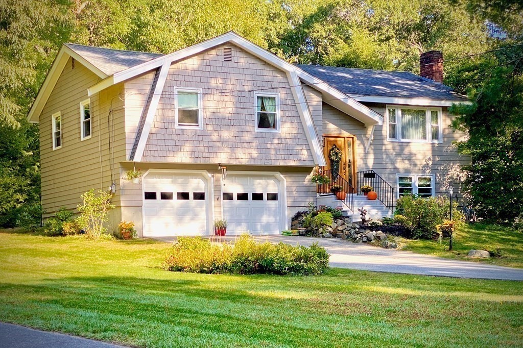 47 Longbow Road Danvers, MA 01923 - Photo 1 of 38 Gallery Image 1