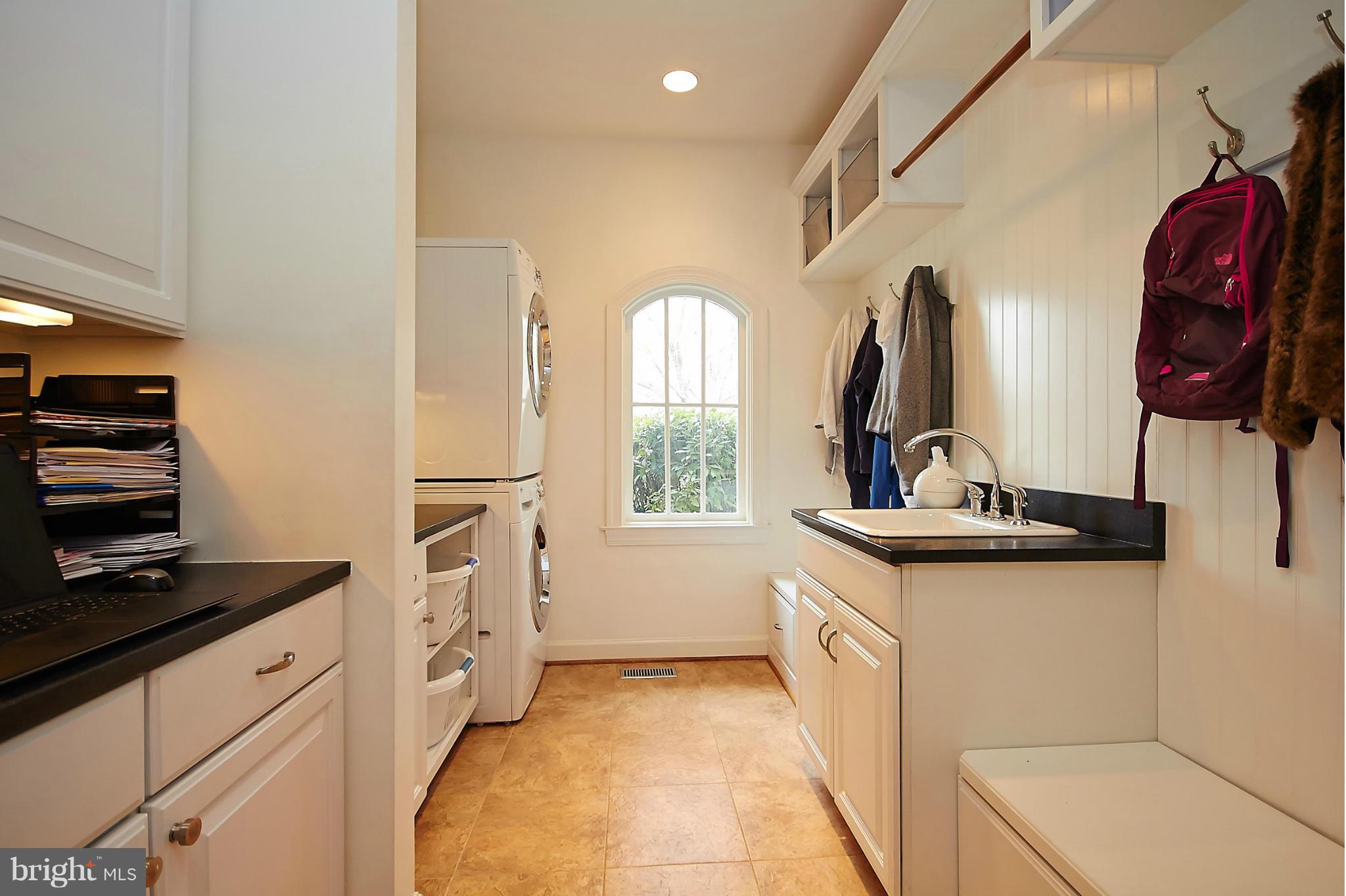 11313 Stones Throw Drive Reston, VA 20194 - Photo 13 of 30 Custom Mudroom