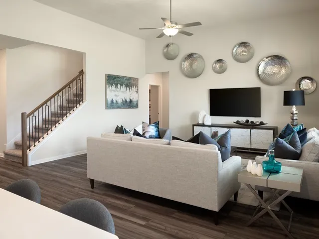 $449,990 | 517 Banff Drive, Kyle, TX 78640