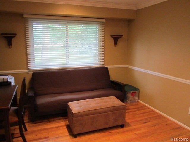 5875 Shaun Road West Bloomfield, MI 48322 - Photo 3 of 25 6.27.2011 065