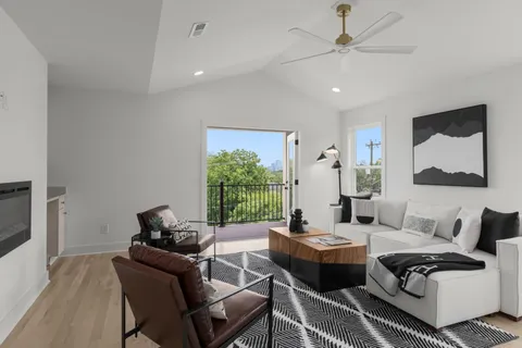 $799,000 | 917 A 33rd Avenue North, Nashville, TN 37209