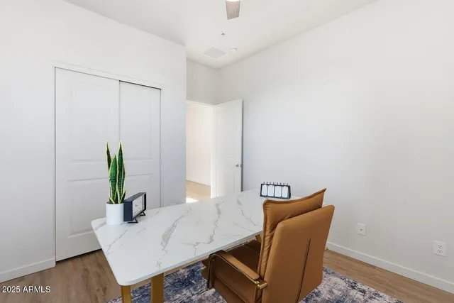 $1,999 | 7959 North 53rd Avenue, Unit 329, Glendale, AZ 85301