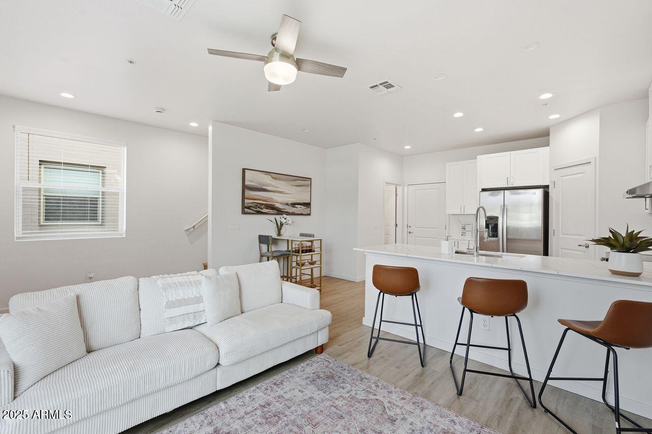 7959 North 53rd Avenue, Unit 329 Glendale, AZ 85301 - Photo 3 of 35 008_ListerPros