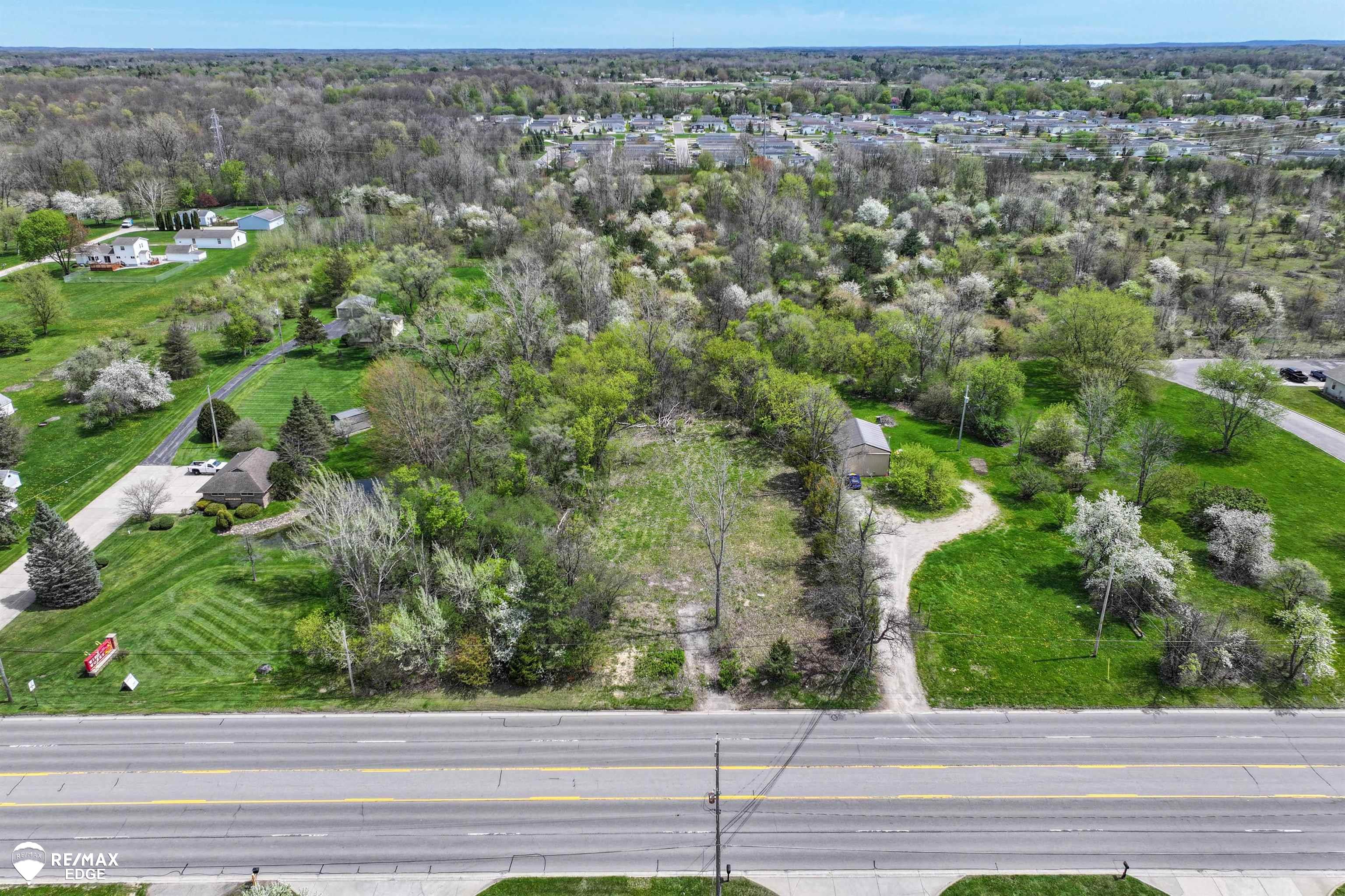 3353 South Center Road Burton, MI 48519 - Photo 7 of 15