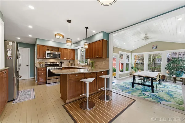 $549,900 | 635 Kingsbury Court, Batavia, IL 60510