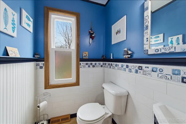 $549,900 | 635 Kingsbury Court, Batavia, IL 60510