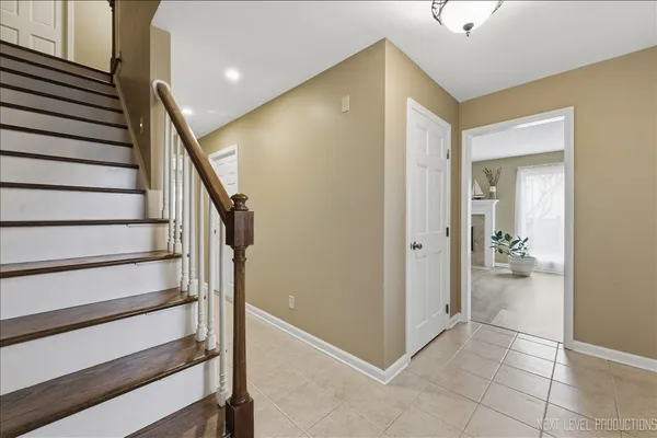 $549,900 | 635 Kingsbury Court, Batavia, IL 60510