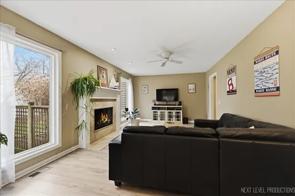 $549,900 | 635 Kingsbury Court, Batavia, IL 60510