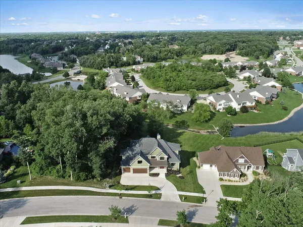 $1,499,999 | 914 Lillian Russell Court, Crown Point, IN 46307