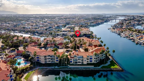 $1,749,000 | 4252 Harbour Island Lane, Oxnard, CA 93035