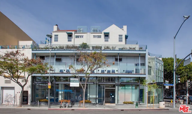 $11,995 | 1358 4th Street, Unit A, Santa Monica, CA 90401