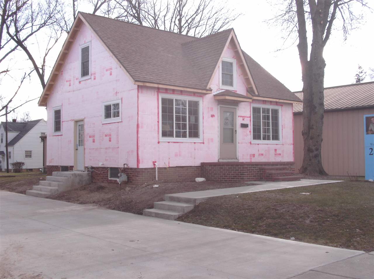 7017 Bluffton Road Fort Wayne, IN 46809 - Photo 2 of 15