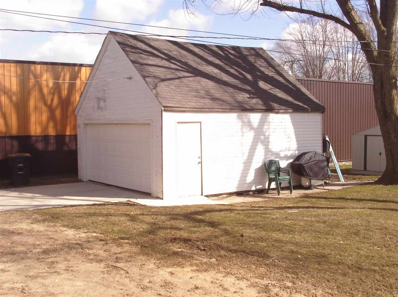7017 Bluffton Road Fort Wayne, IN 46809 - Photo 9 of 15