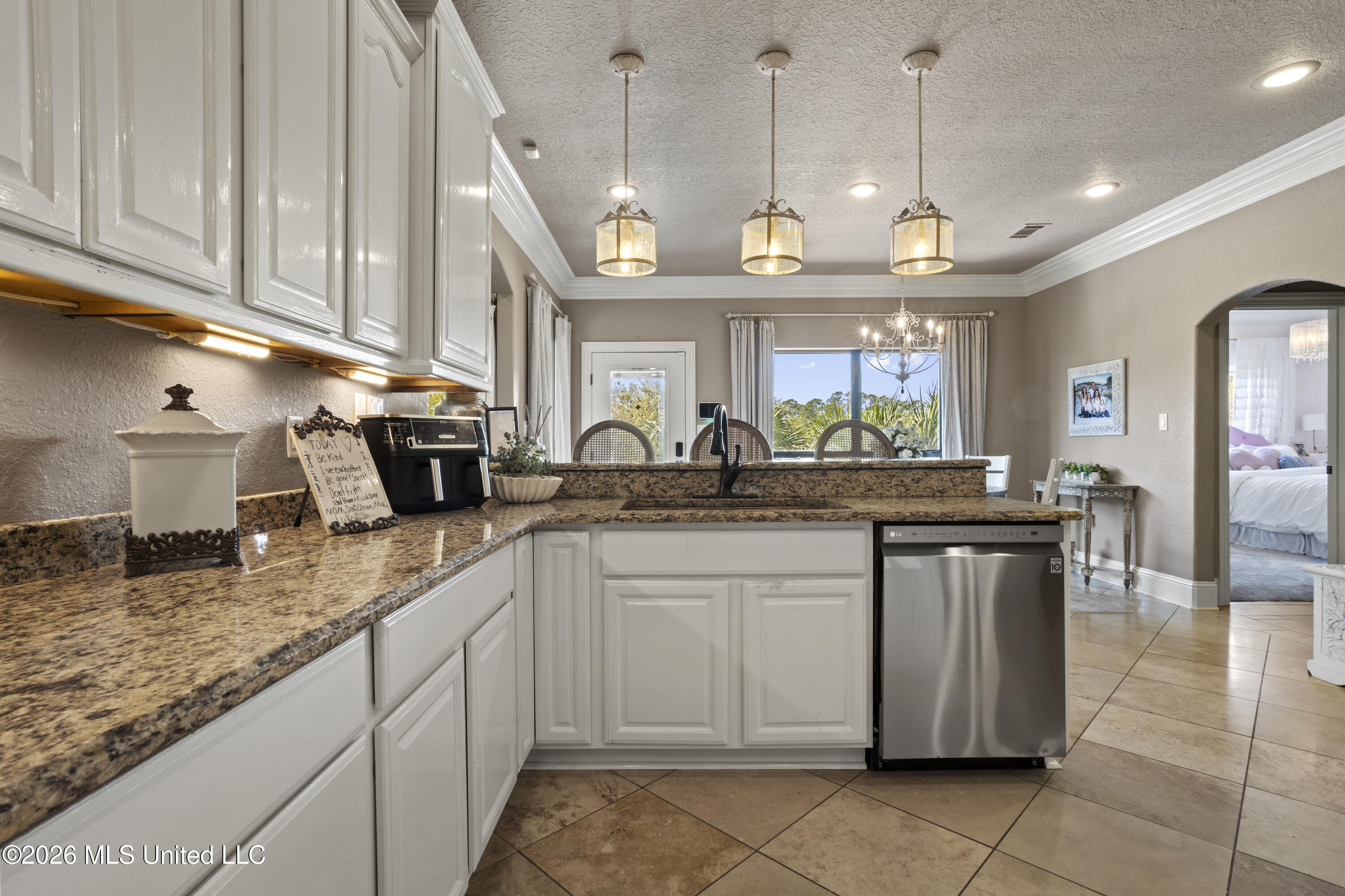 6605 Haystack Street Biloxi, MS 39532 - Photo 24 of 101 00024