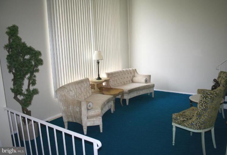 8300 Scotts Level Road Pikesville, MD 21208 - Photo 2 of 30 Living Room