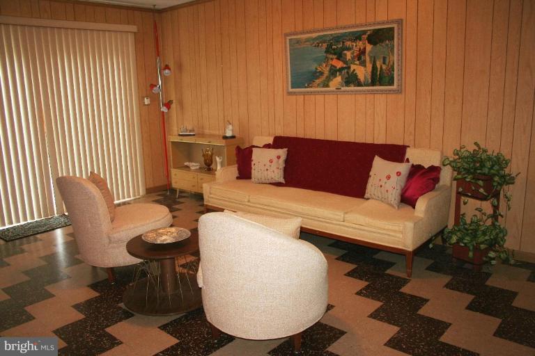 8300 Scotts Level Road Pikesville, MD 21208 - Photo 22 of 30 Recreation Room