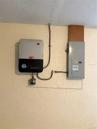 $2,500 | 600 6th Avenue Southeast, Largo, FL 33771